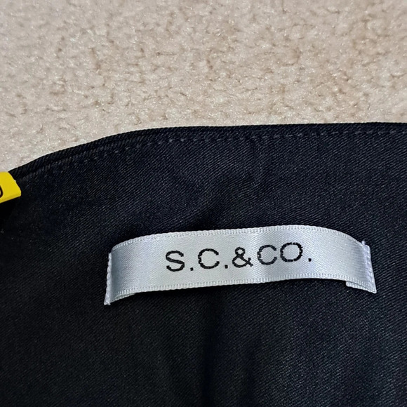 ❤️ S.C.&Co Black Bermuda Shorts Tummy Control Womens Size 6 Stretch Pull On - Picture 4 of 13